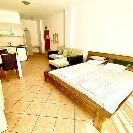 Grand Kamelia Complex Daire