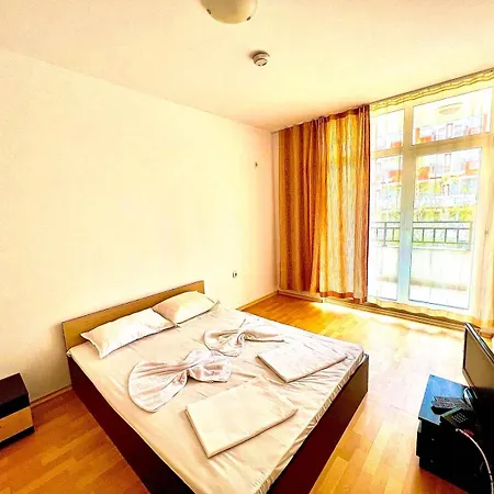 Daire Grand Kamelia Complex
